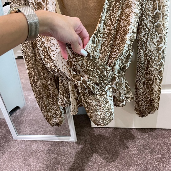 Vestique top - Picture 2 of 5